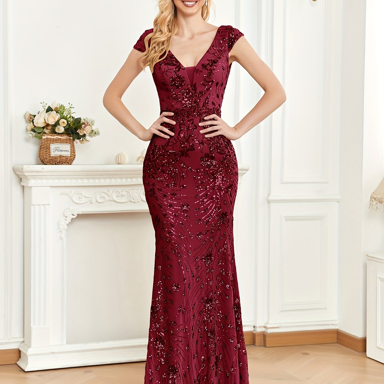 Elegant Beaded V-Neck Sleeveless Tank Fishtail Dress - Luxury Formal Bridesmaid & Evening Gown with Floral Print, Long Train Mermaid Silhouette for Weddings, Parties, Galas - Hand Wash Only, Bridesmaid Dress, Wedding Attire, Sophisticated Craftsmanship